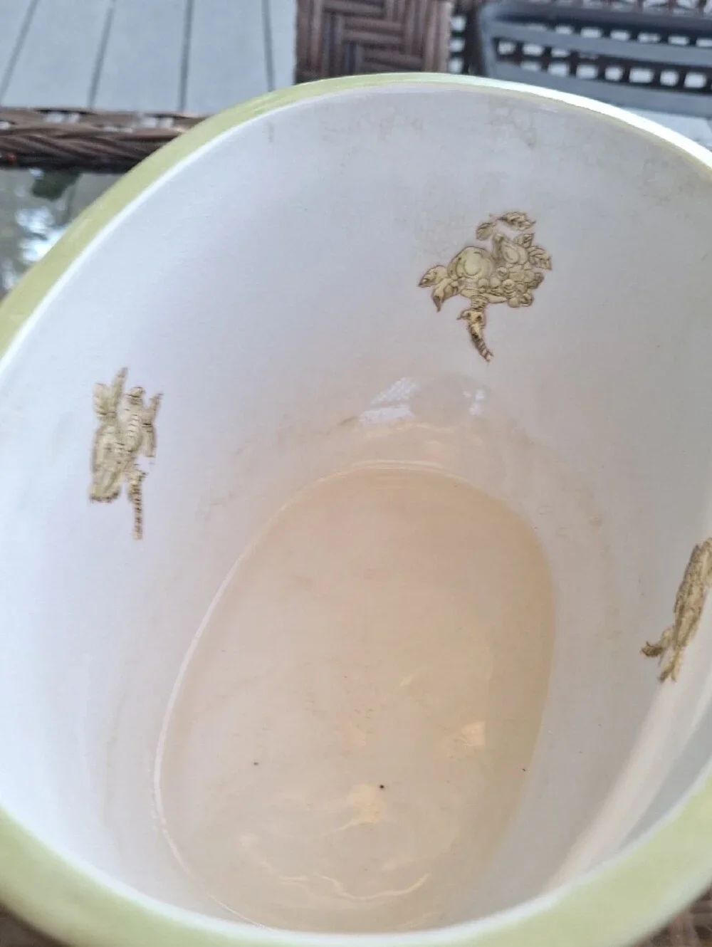 Vintage Porcelain footbath planter, classical Chinoiserie toile design